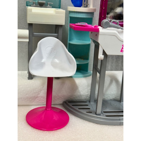 Barbie Styling Station Vanity Mirror Sink Pretend Play Toy Kids Hair Salon Play - Picture 2 of 6